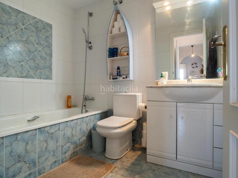 Foto 2b66bfff-7bb7-42b4-8dcb-8e37a2e22c15. Ático exclusivo ático dúplex en primera línea de mar con vistas espectaculares en Escala (L´)