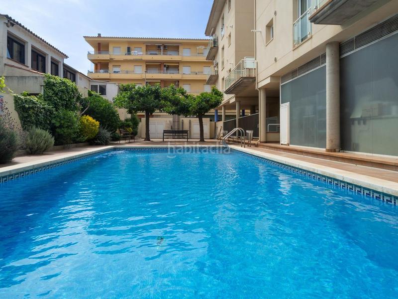 Foto 9b19c197-175b-4aba-ac34-3e569d1fe568. Ático exclusivo ático dúplex en primera línea de mar con vistas espectaculares en Escala (L´)