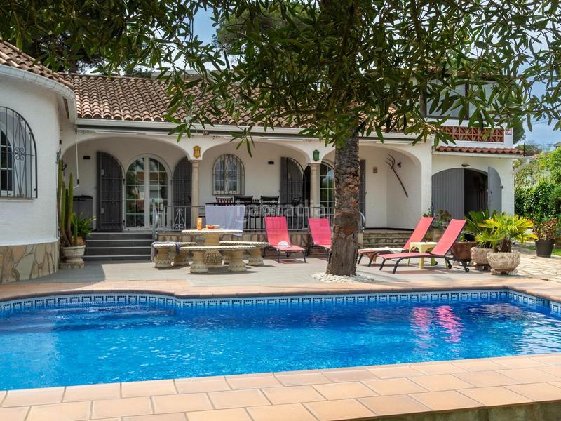 Foto 49fa8af6-09a8-402d-b134-eae1e01945b2. Casa un oasis de privacidad y confort en Riells Escala (L´)