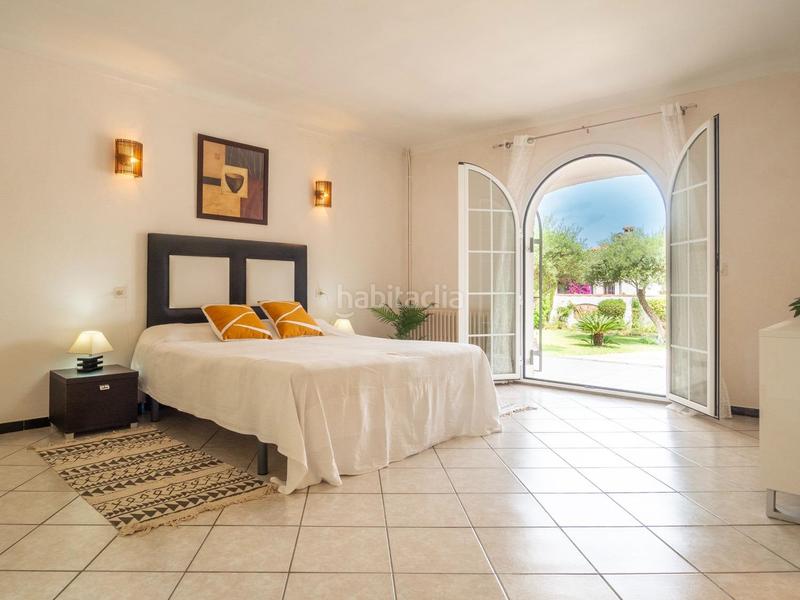 Foto 4c7e9093-d3ff-404f-895a-97d2a5b0d1a3. Casa un oasis de privacidad y confort en Riells Escala (L´)