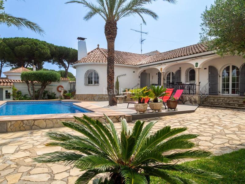 Foto 90db2df6-c54b-46ff-b94f-cf1717712d0e. Casa un oasis de privacidad y confort en Riells Escala (L´)