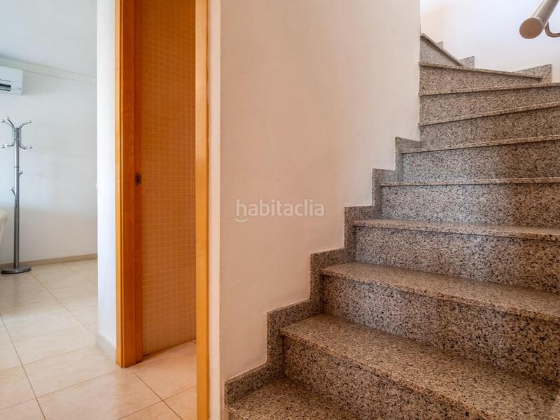 Foto 46cb3d13-46d7-46d9-af18-30d99fd8179c. Zweistöckige wohnung mit heizung parking pool in Eixample Residencial Escala (L´)