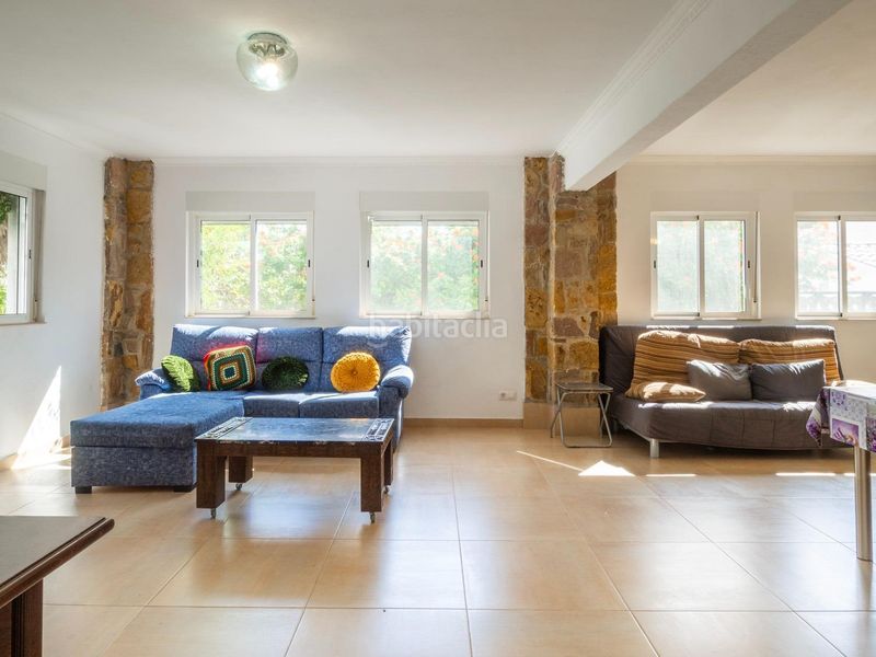 Foto b918ccde-7598-402a-b317-6e308d13a2a0. Casa amb calefacció aparcament a Port - La Clota - Puig Sec Escala (L´)