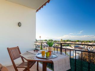 Apartament  Calle del roure. Piso en muy buen estado con vistas despejadas