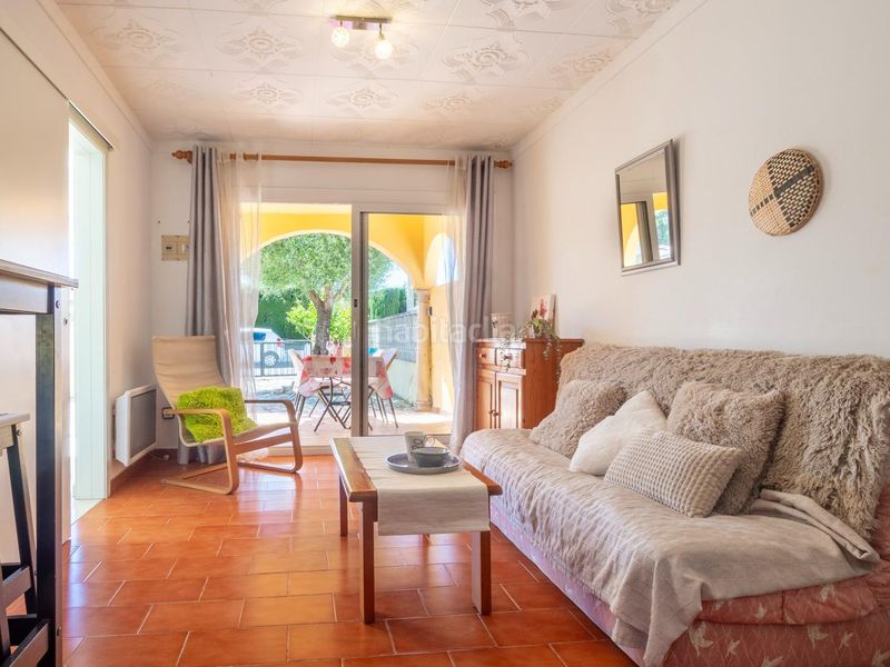 Foto 75b8d080-868a-4de2-be49-61659f39eafc. Casa amb aparcament a Riells Escala (L´)