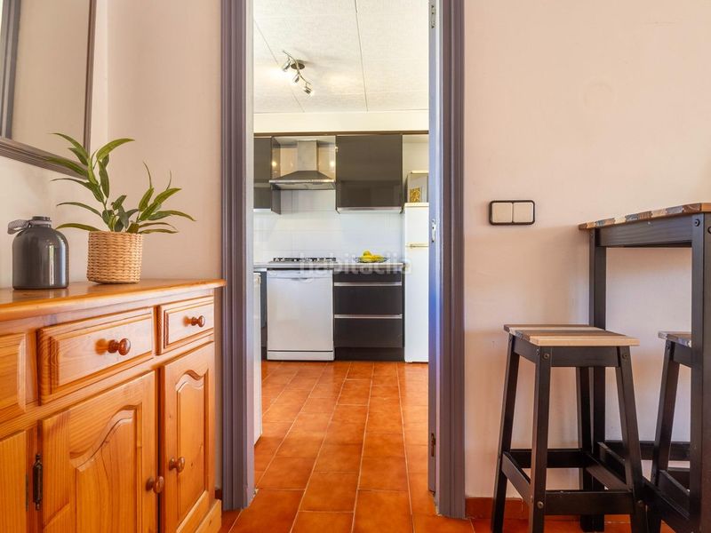 Foto a9b2093a-304d-499c-8a37-9ac1aafde3c0. Casa amb aparcament a Riells Escala (L´)