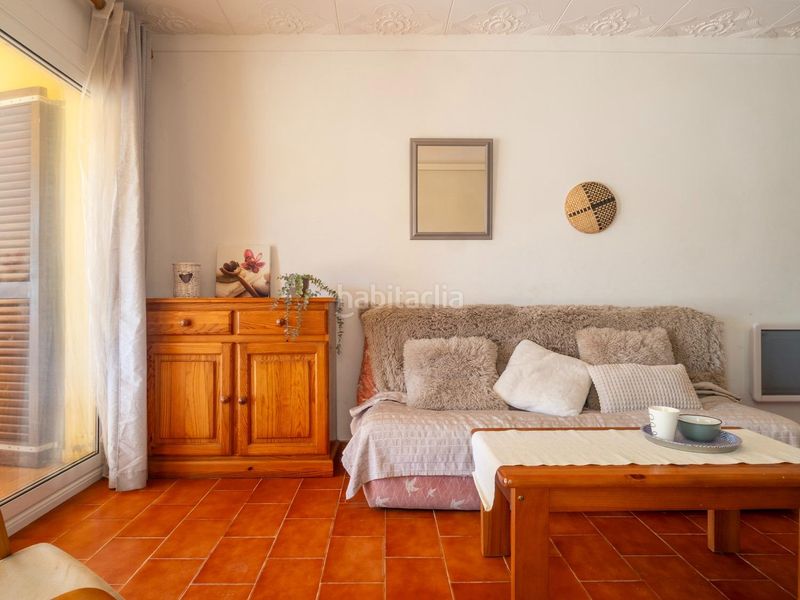 Foto d1a67aba-91e6-4881-a113-c2c94a15289e. Casa  en muy buen estado situada en la zona de Riells de dalt en Escala (L´)