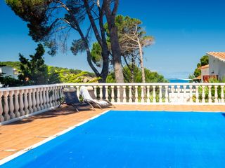 House  Pasaje punta del xeric. Casa con encanto, piscina privada, licencia turística y vistas a