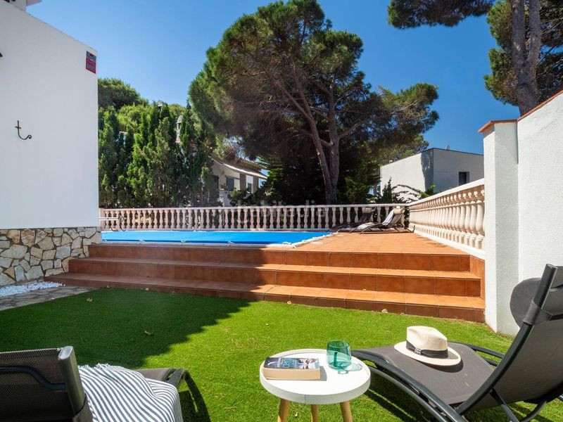 Foto d397cb3f-90f1-4783-ad67-5d3f6f6285da. Casa amb aparcament piscina a Montgó Escala (L´)