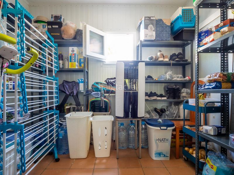 Foto 42f1f90e-b033-4c92-acd4-39b9e374a107. Casa amb aparcament a l´Estartit poble Estartit
