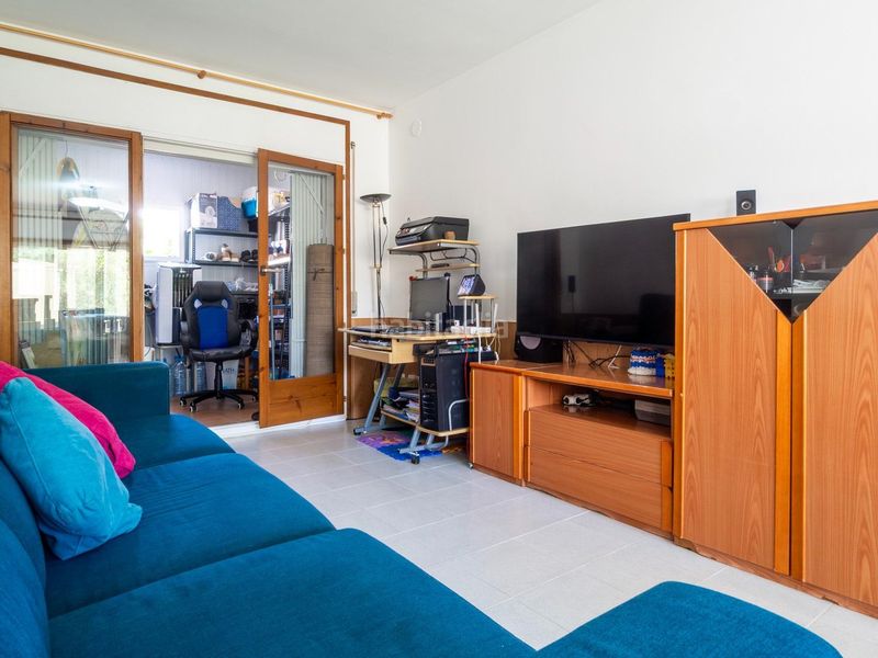 Foto 77f9ad6e-f4b6-4316-8d20-1d25df73e86a. Casa amb aparcament a l´Estartit poble Estartit