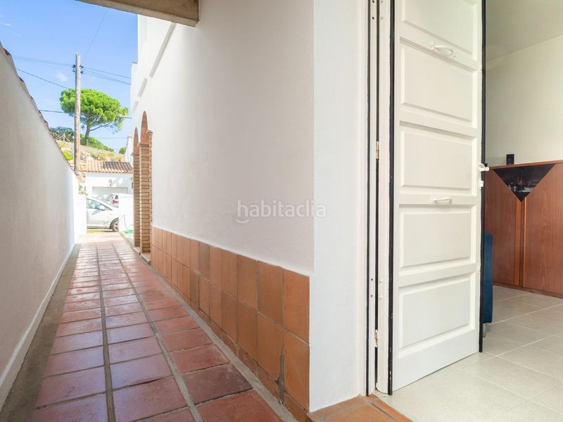Foto 97265068-99c7-4970-8e09-6e00fe4290ef. Casa amb aparcament a l´Estartit poble Estartit