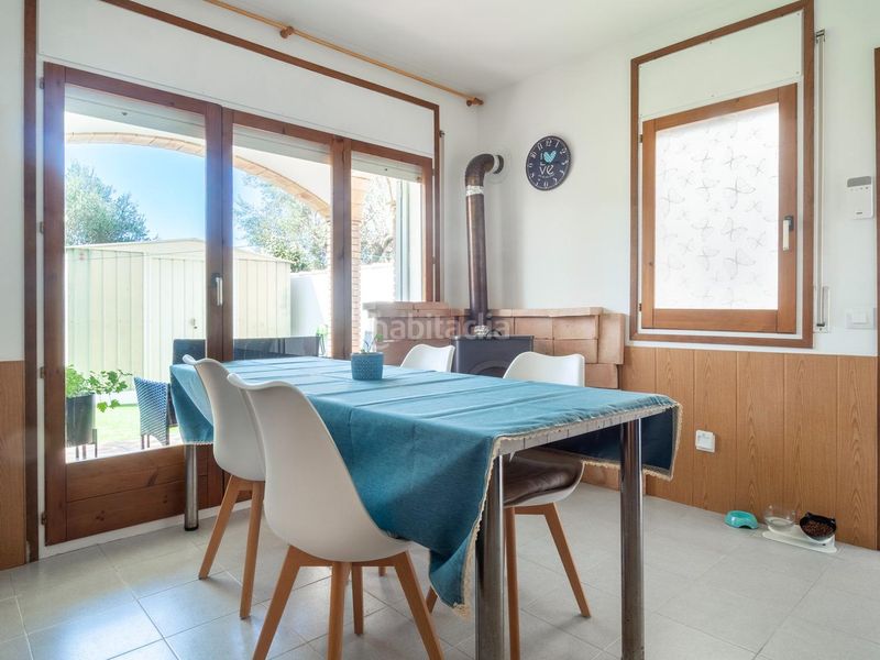 Foto fa790a8e-7cb4-4ba1-a36a-4c92791b927b. Casa amb aparcament a l´Estartit poble Estartit