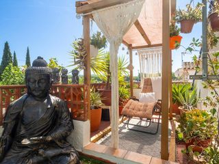 Casa  Carrer teranyina. Casa acogedora en una muy buena ubicación, cerca de comercios