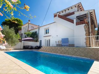 Casa a Calle PINEDES
