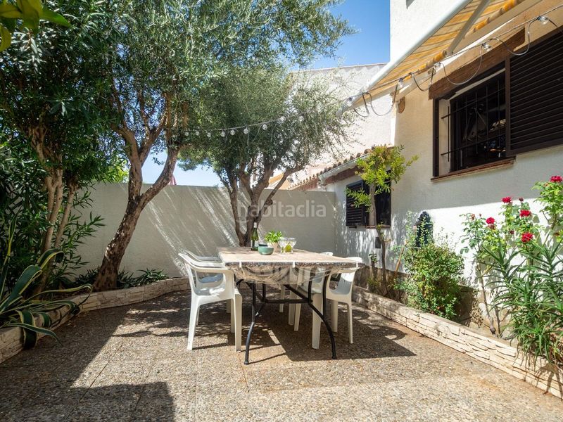 Foto 0b2f381f-3a03-416b-8c9c-aa7390222491. Casa amb calefacció aparcament a Riells Escala (L´)