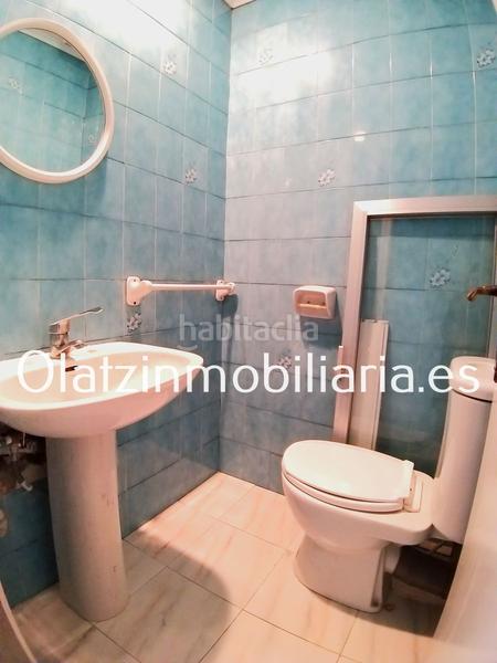 Foto b5322f5a-28d5-405a-8472-3def4b14c6c5. Lloguer local comercial a Txurdinaga Bilbao