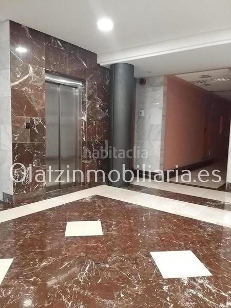 Foto d0c7beb0-cf60-4d20-b3dd-aef74d91fccc. Rent office space with heating parking in Las Arenas Getxo