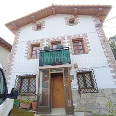 Casa a Alonsotegi. Casa en venta en alonsotegi, 3 dormitorios.