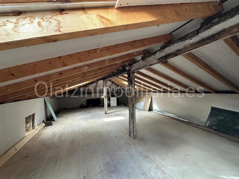 Foto 04cffb04-2c21-4f11-8368-19e7f353e030. Piso  en venta . en Balmaseda