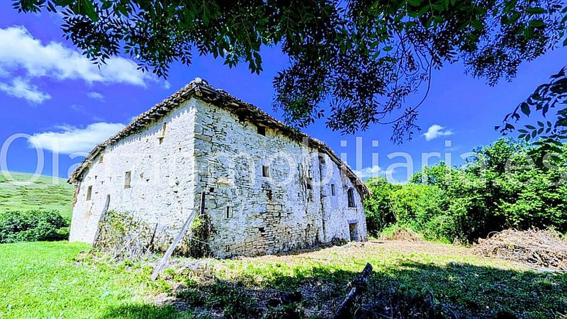 Foto b3fb32f7-69e2-4de0-bfdb-cabba79dcdd4. Casa amb calefacció a Ayala / Aiara