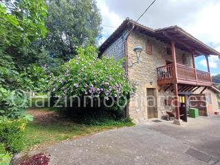 Casa a Arcentales. Casa en venta en arcentales, 4 dormitorios.