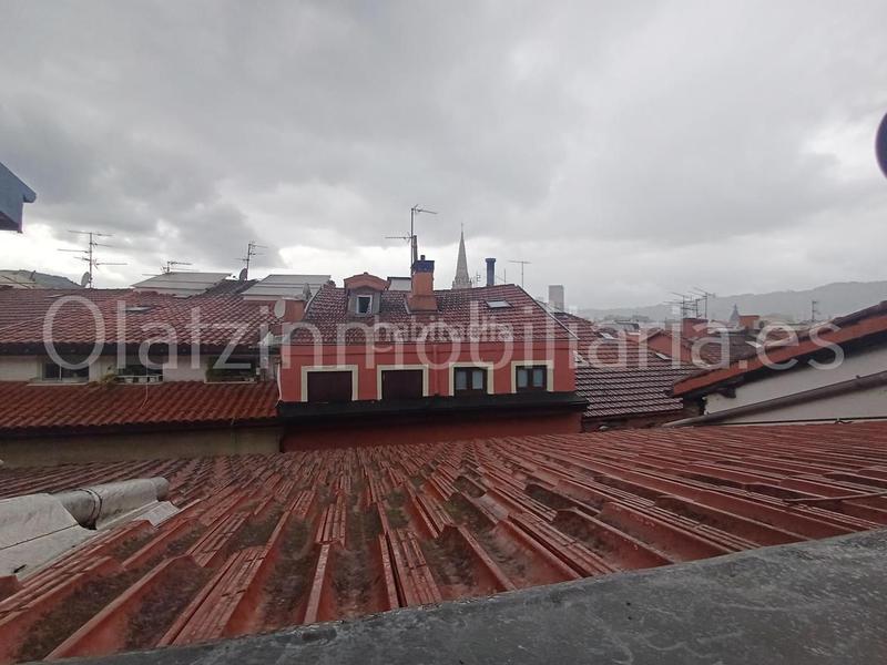 Foto e11ba874-e553-4c6a-bafb-3f42d434bbfb. Piso  en venta en Casco Viejo, 2 dormitorios. en Bilbao