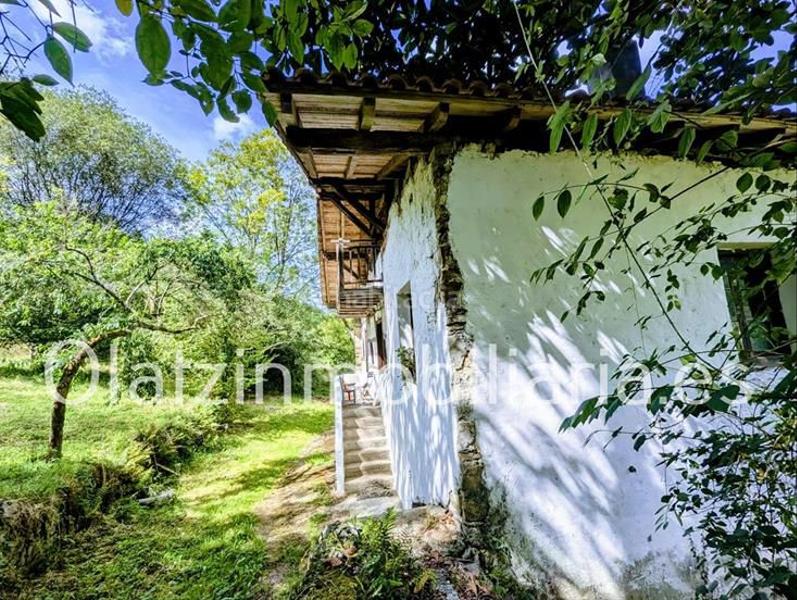 Foto 0b42b1a0-6d57-4444-acc8-ca9bf47ff79d. Casa  en venta , 5 dormitorios. en Zeberio