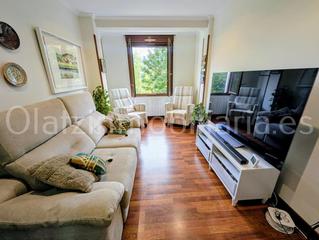 Flat in Zalla. Piso en venta en zalla, 3 dormitorios.