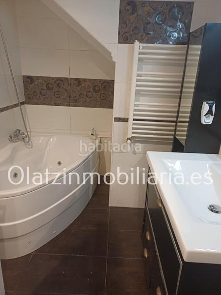 Foto e0768ee6-82b7-483a-acbd-3dd40b8bcdb1. House in Las Viñas Santurtzi