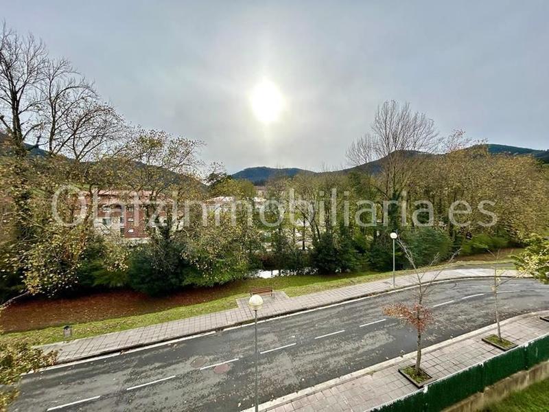 Foto 1832368d-81e6-475c-84c9-f89dcfe85333. Pis amb calefacció aparcament a Sopuerta