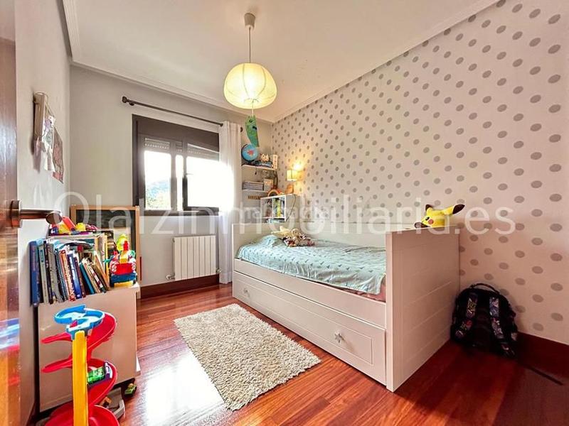 Foto 20d81eeb-7d62-4f66-9879-9ec7908c9761. Pis amb calefacció aparcament a Sopuerta