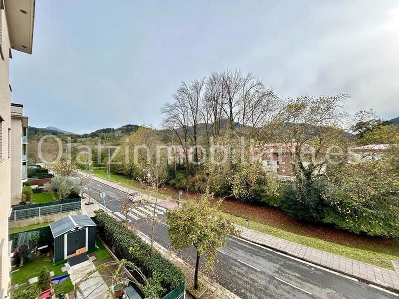 Foto 2cbc3b63-fe2e-49a7-baa7-8f71f2b81b5d. Pis amb calefacció aparcament a Sopuerta