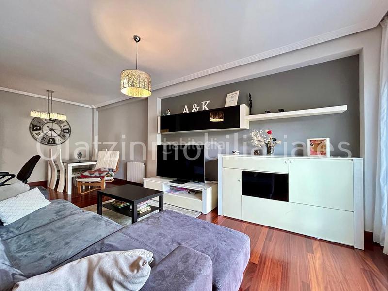 Foto a33b3443-3d04-4f1c-977c-82c0ac44ef2f. Pis amb calefacció aparcament a Sopuerta