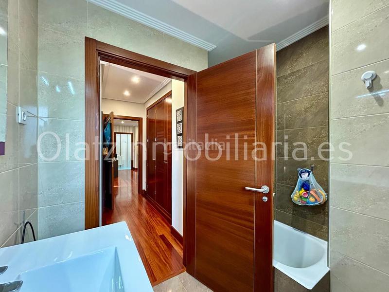 Foto d9d83bfd-342a-47d4-9ec9-149c90c7c4a2. Pis amb calefacció aparcament a Sopuerta