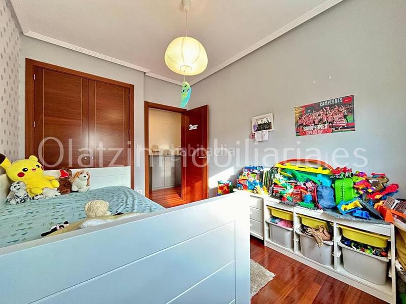 Foto e04c42d1-dbaf-4702-8e89-74bf1e9cce14. Pis amb calefacció aparcament a Sopuerta