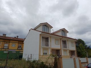 Casa en Valle de Mena. Casa en venta en valle de mena, 6 dormitorios.