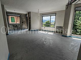Flat in Zalla. Piso en venta en aranguren, 2 dormitorios.