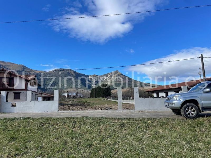 Foto 218bb75d-d23d-4c9b-a3d1-971bf0a63309. Terreny residencial a Valle de Mena