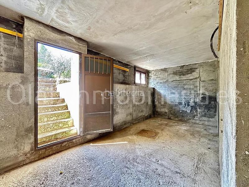 Foto 202cfb8d-6fbc-4358-a9d6-bd5aa8c3401a. Casa  en venta en la baluga, 7 dormitorios. en Sopuerta