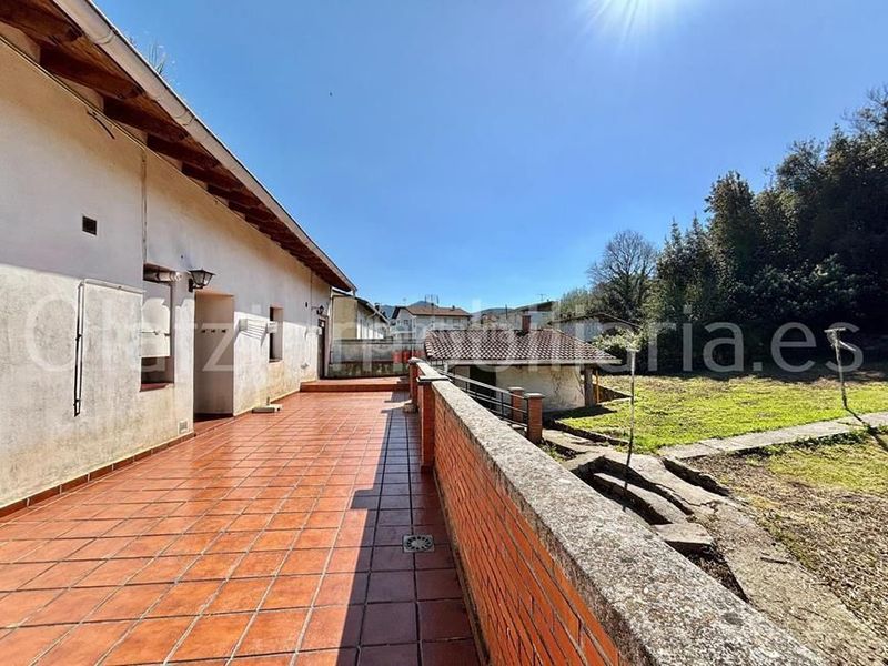 Foto 25c0224b-3b64-444c-b1da-5bdc42a187aa. Casa  en venta en la baluga, 7 dormitorios. en Sopuerta