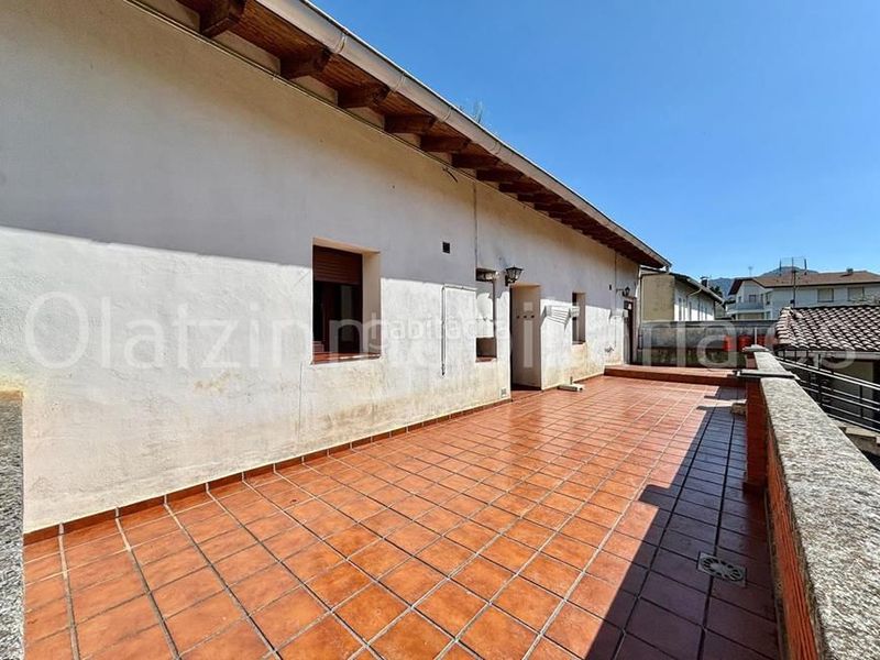 Foto 76e92f09-f9e2-4bbc-9cda-f412daaa5a1e. Casa  en venta en la baluga, 7 dormitorios. en Sopuerta