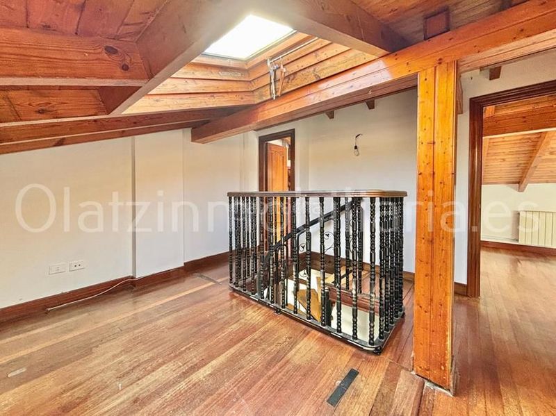 Foto a8aeec95-d1ff-4813-9fd0-3215d9ef195b. Casa  en venta en la baluga, 7 dormitorios. en Sopuerta