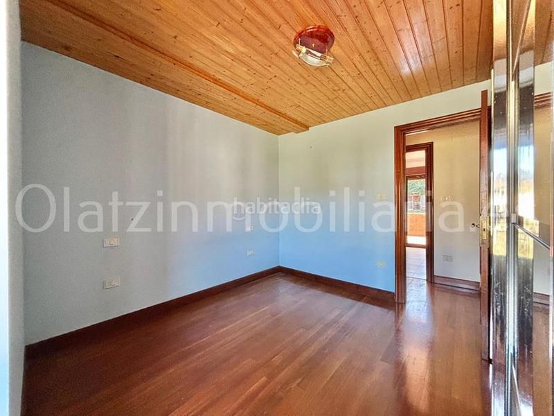 Foto b26c3e70-0d9b-4d58-92b2-1195ad044ff9. Casa  en venta en la baluga, 7 dormitorios. en Sopuerta