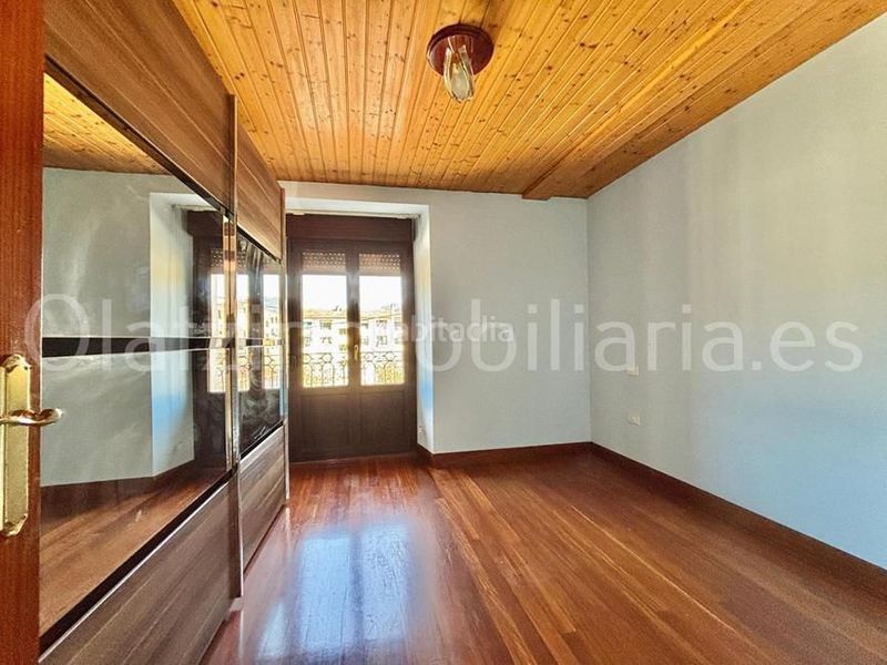 Foto d70947ef-0e79-48c1-967c-d24b04485114. Casa  en venta en la baluga, 7 dormitorios. en Sopuerta