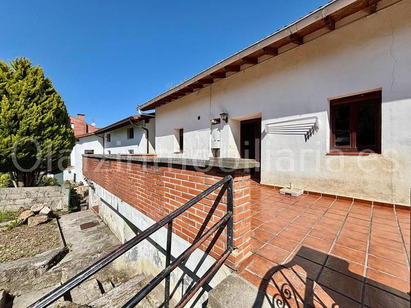 Foto d9b785ac-5936-49d7-9d87-8f125edcf2e6. Casa  en venta en la baluga, 7 dormitorios. en Sopuerta