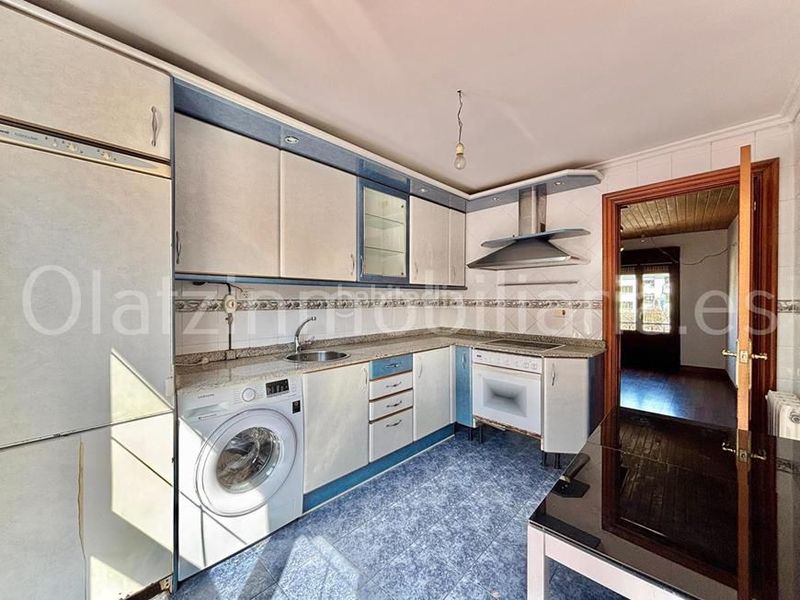 Foto de7df7f8-4f61-417b-9cb9-da5888d735de. Casa  en venta en la baluga, 7 dormitorios. en Sopuerta