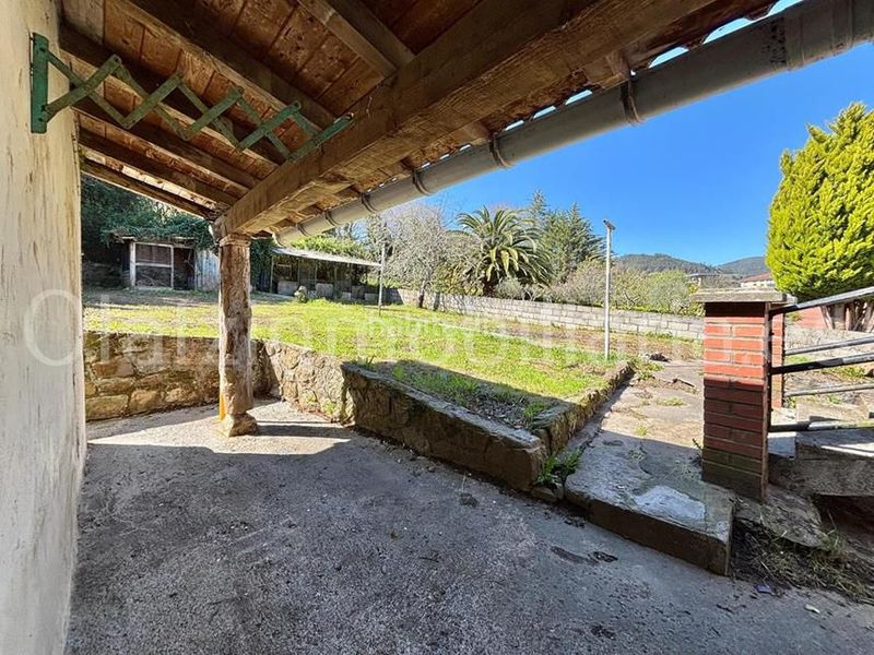 Foto f4b45aa8-9466-4777-af45-596cc0f1965b. Casa  en venta en la baluga, 7 dormitorios. en Sopuerta