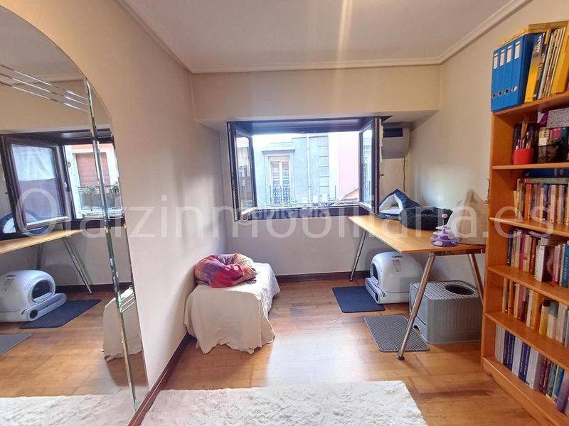 Foto 53c5e96d-42a2-4d89-a572-93a9a369e66c. Pis amb calefacció a Centro Barakaldo