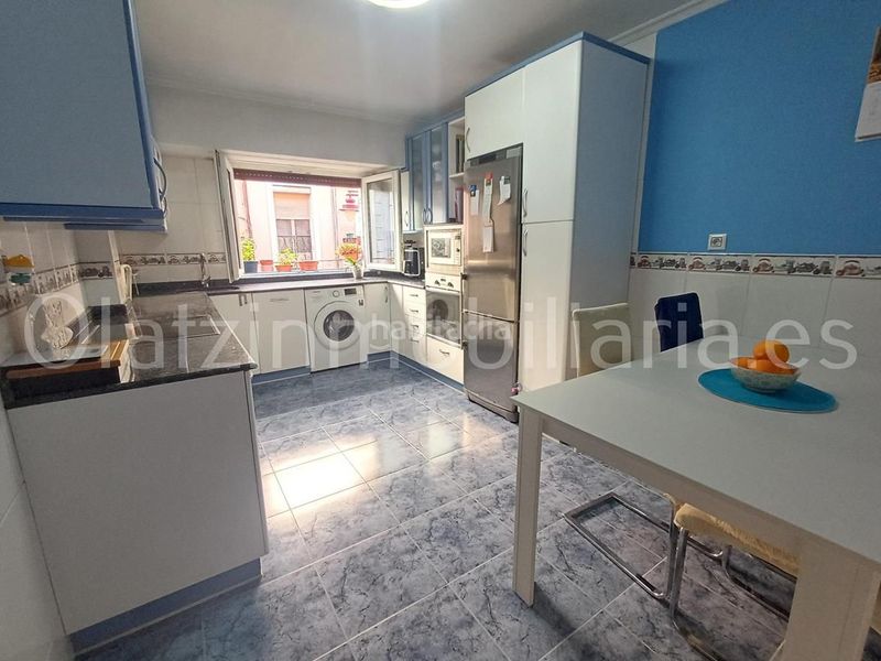 Foto 686e9ce8-bc9f-4357-8e74-6fa88eb05fa1. Pis amb calefacció a Centro Barakaldo